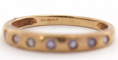Lot 36 - A 9ct tanzanite ring, with small round...
