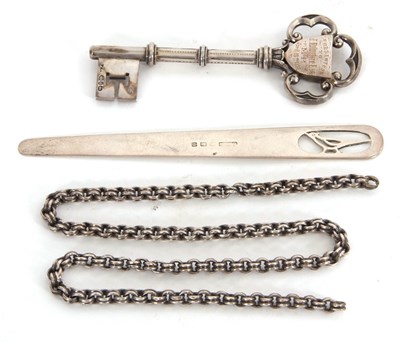 Lot 125 - Mixed Lot: A late Victorian silver...
