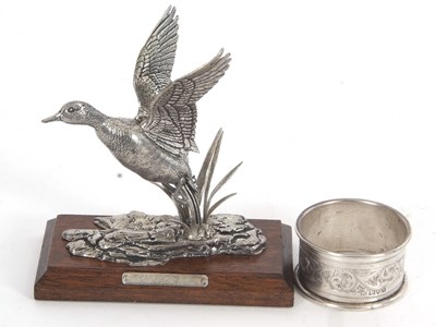 Lot 130 - Mixed Lot: A hallmarked silver serviette ring...