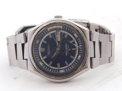 Lot 231 - A Seiko Bellmatic gents wristwatch with...