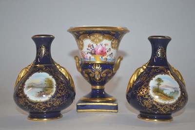 Lot 288 - A small pair of early 20th Century Coalport...