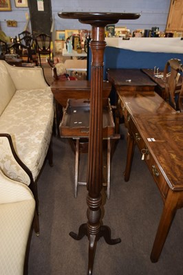 Lot 630 - A late 19th or early 20th Century mahogany...