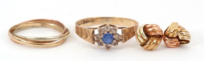 Lot 196 - A mixed lot: to include a 9ct blue and white...