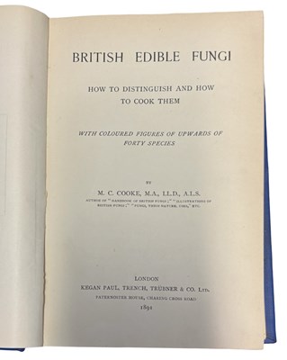 Lot 43 - M C COOKE: BRITISH EDIBLE FUNGHI - HOW TO...