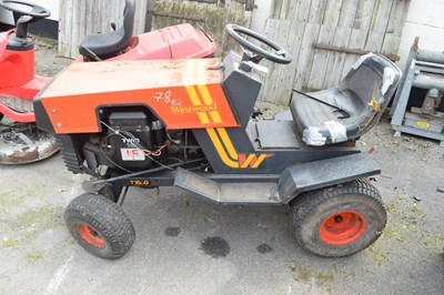 Lot 78 - Westwood ride-on lawn tractor