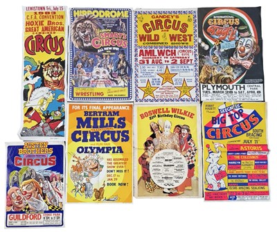 Lot 293 - A group of 8 vintage circus performance...