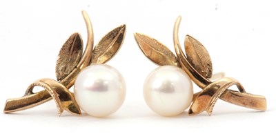 Lot 185 - A pair of cultured pearl earrings, the round...