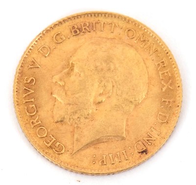 Lot 220 - A 1914 half sovereign, 4.0g
