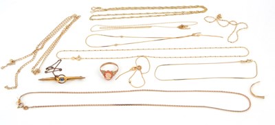 Lot 213 - A quantity of assorted 9ct gold jewellery,...