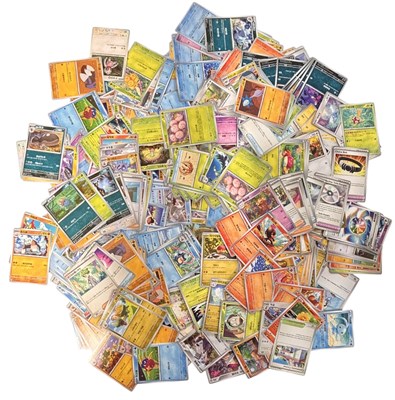 Lot 214 - An extensive collection of contemporary...