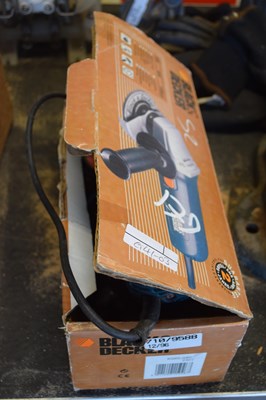 Lot 179 - Black & Decker 6" grinder