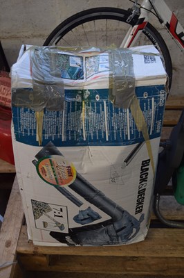 Lot 241 - Black & Decker leaf vacuum
