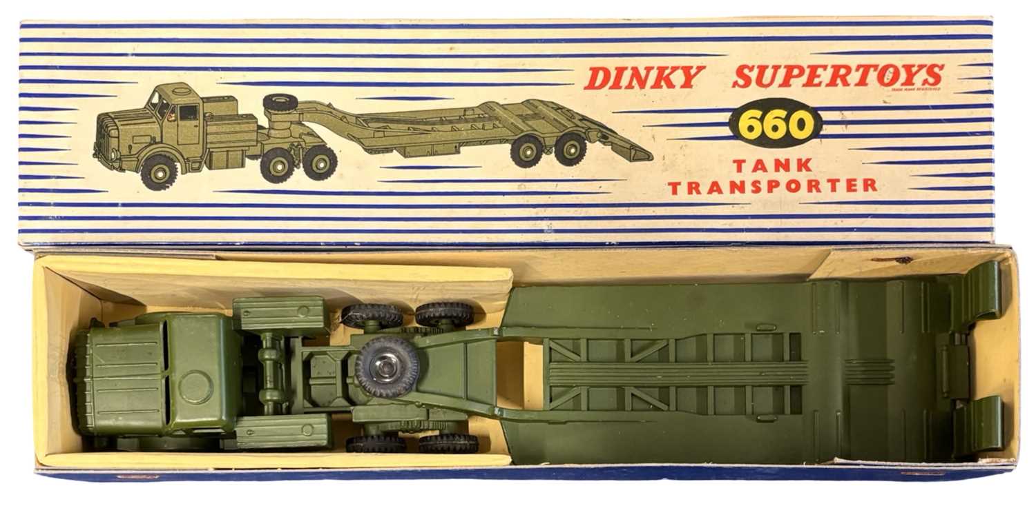 Lot 50 - A boxed Dinky Supertoys 660 Tank Transporter