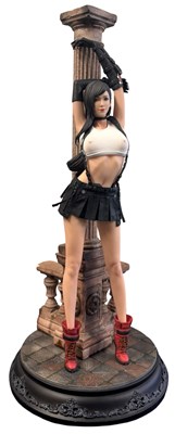 Lot 177 - FINAL FANTASY VII: Limited edition 1/4 Tifa...