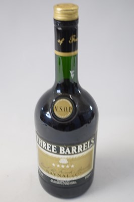 Lot 105 - Three Barrels Brandy, 1 ltr
