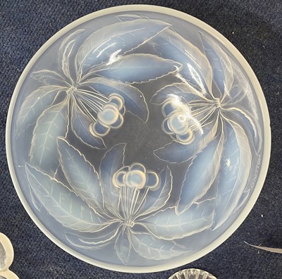 Lot 234 - A French glass opalescent bowl decorated with...