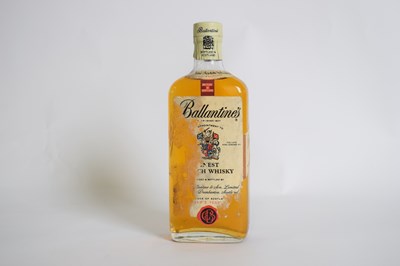 Lot 133 - Ballantines 8 yr old (lead top), 1 bottle