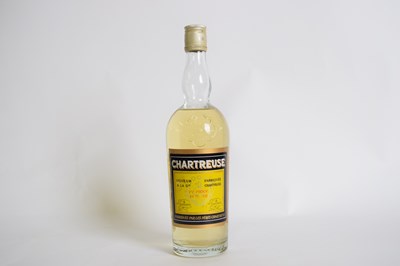 Lot 138 - Yellow Chartreuse, 24 fl oz, 75º proof, 1 bottle
