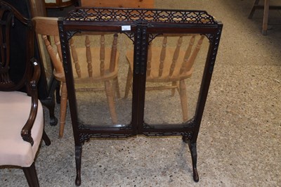 Lot 351 - A Georgian Revival mahogany framed folding...