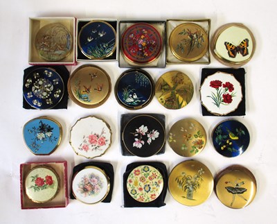 Lot 104 - Twenty flora and fauna decorted compacts and a...