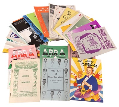 Lot 267 - ONE PACKET: Various magic, illusions,...
