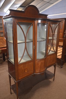 Lot 444 - An Edwardian mahogany and inlaid china display...