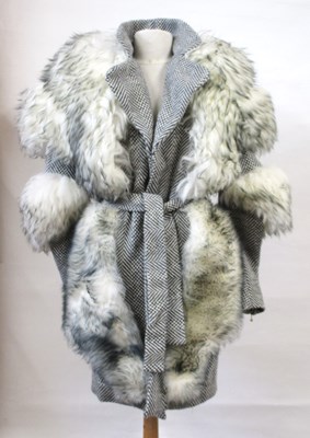 Lot 51 - Preen by Thornton Bregazzi: a black and white...