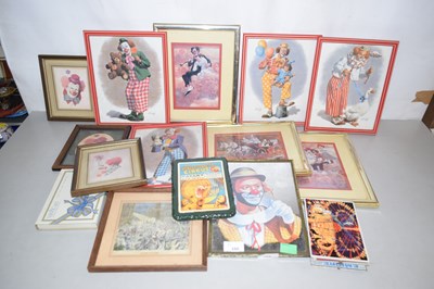 Lot 150 - Various framed clown pictures, plaques etc