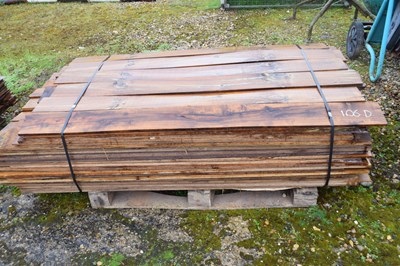 Lot 106d - Pallet of feather edged fencing lengths,...