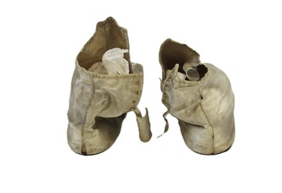Lot 1 - A pair of mid 19th century silk shoes, c.1853,...