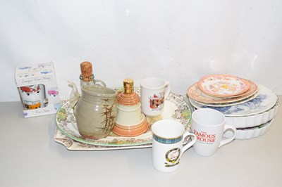 Lot 142 - Quantity of various decorative ceramics...