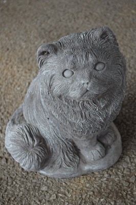 Lot 27f - Cat garden ornament, approx height 30cm