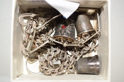 Lot 110 - Mixed Lot: Thimble etc