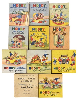 Lot 1215 - ENID BLYTON: Sampson Low mini books, to...