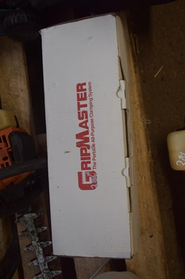 Lot 284a - Gripmaster clamping system
