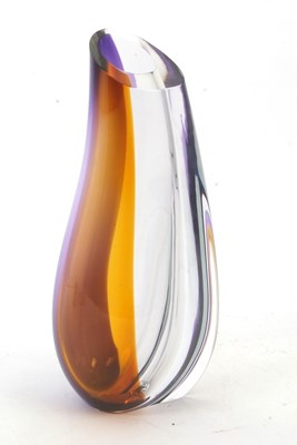 Lot 71 - A Goran Warff for Kosta Boda contemporary...