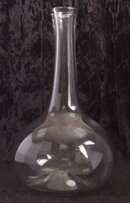 Lot 158 - 18th Century Decanter of Plain Globe and Shaft...