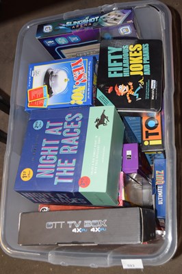Lot 593 - Assorted boxed games
