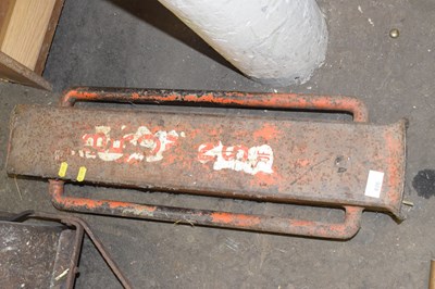 Lot 826 - An iron post driver