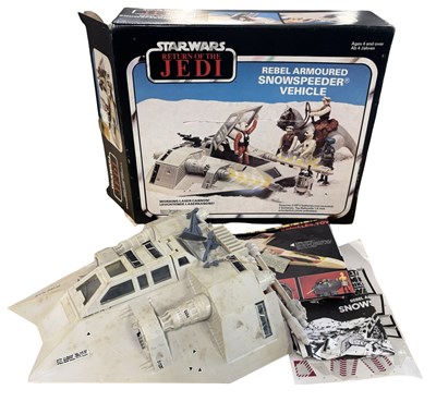 Lot 85 - A vintage boxed Palitoy Star Wars: Return of...