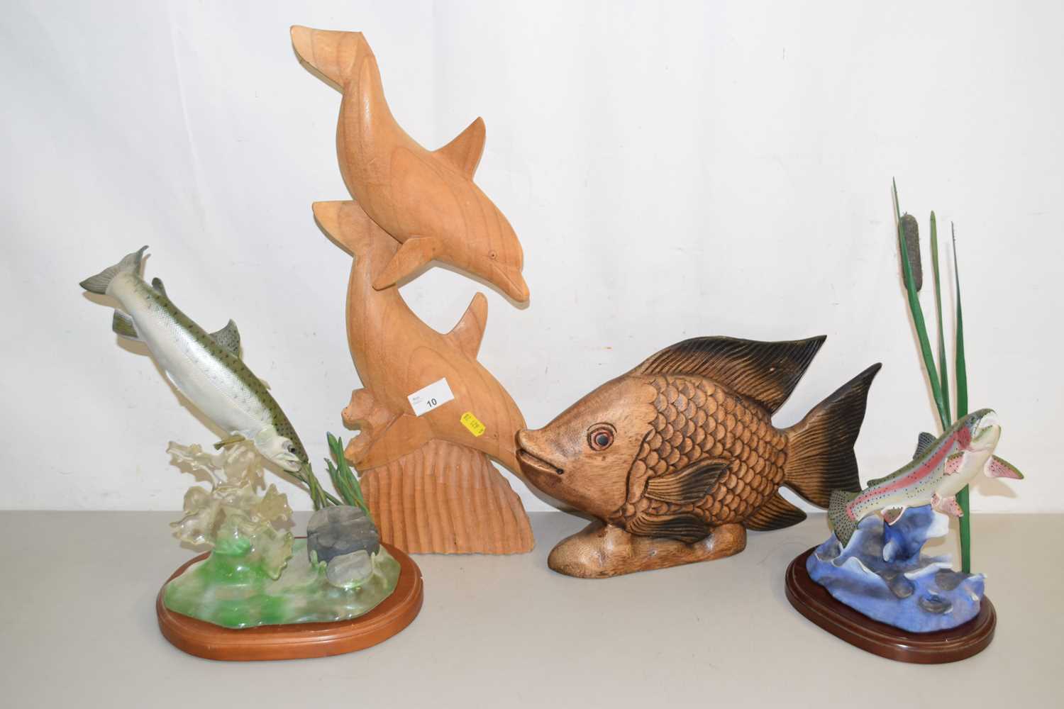 Lot 10 - Mixed Lot: Two Danbury Mint models of fish and...