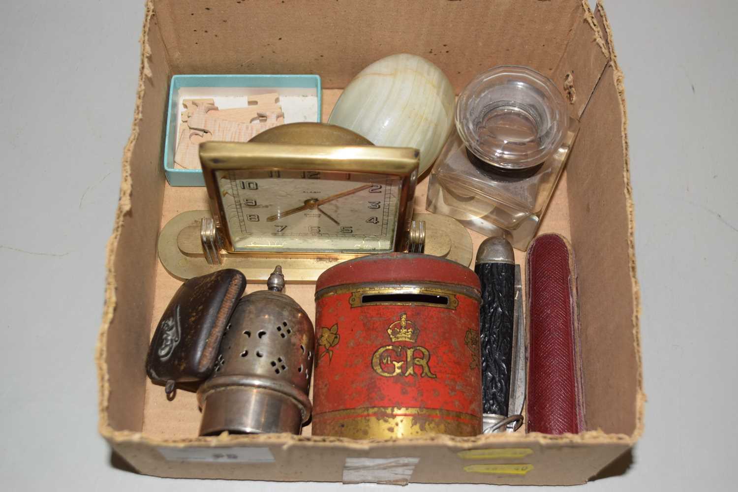 Lot 66 - A box of mixed items to include bedside clock
