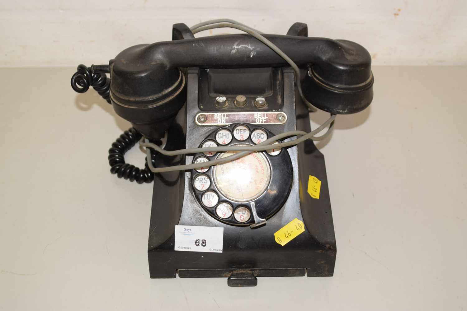 Lot 68 - Vintage Bakelite telephone