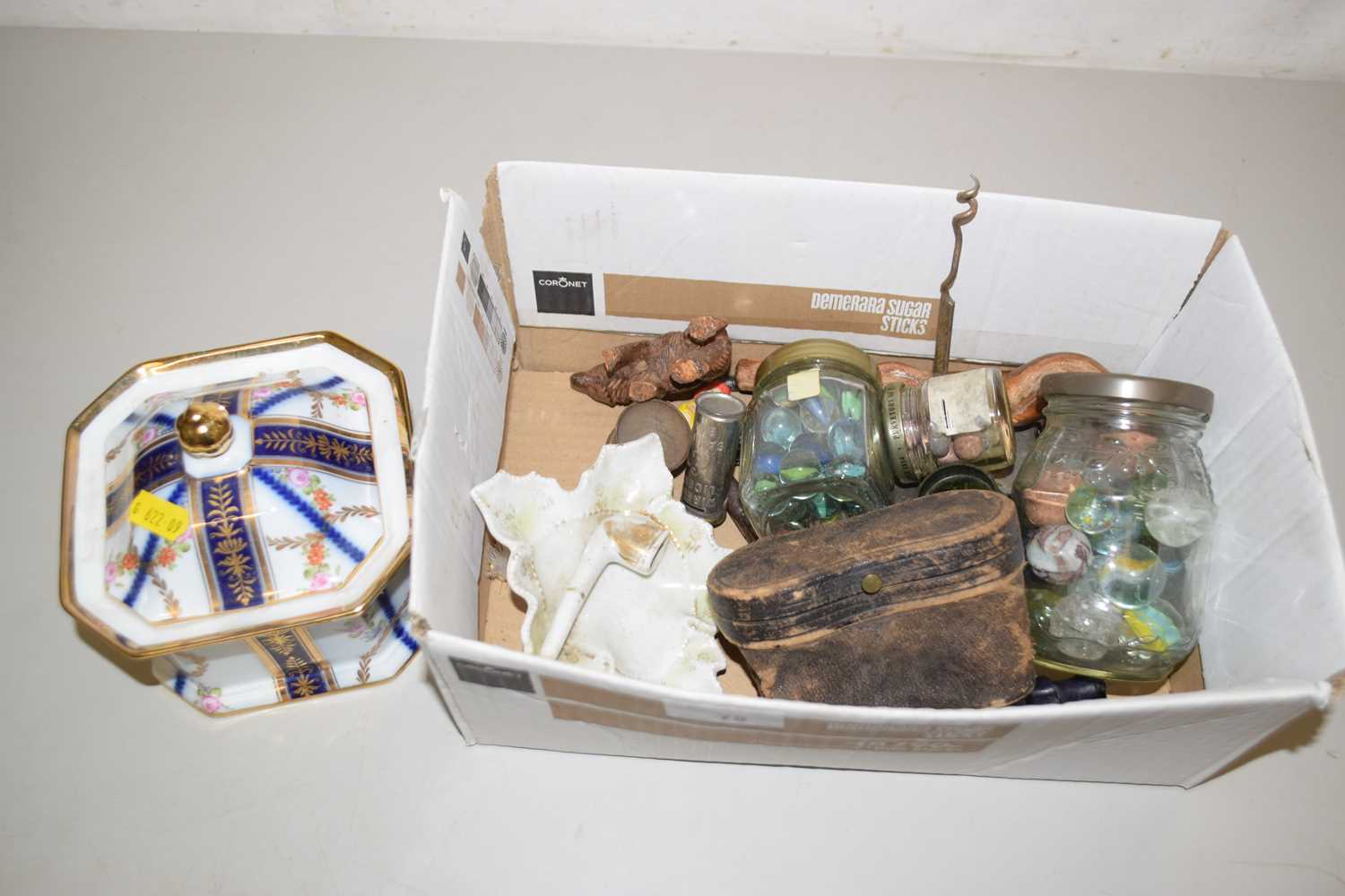 Lot 79 - Box of various mixed items including porcelain...