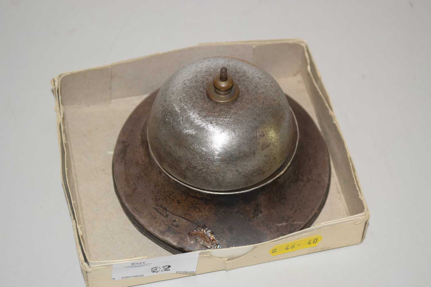 Lot 92 - A counter bell