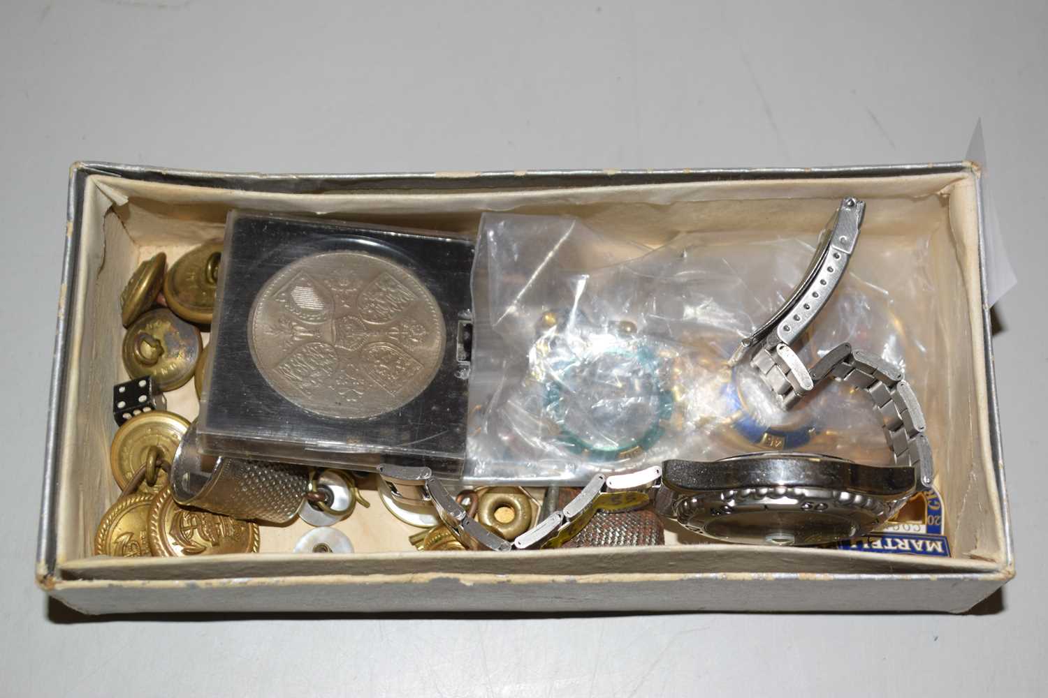 Lot 97 - Box of various assorted coinage, military...