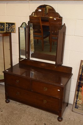 Lot 367 - An oak dressing chest with triple mirror