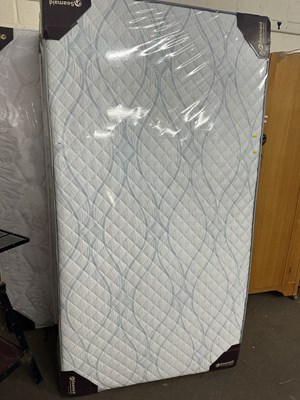 Lot 685 - A Seamaid American posture mattress