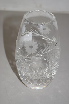 Lot 127 - A small Edinburgh Crystal vase