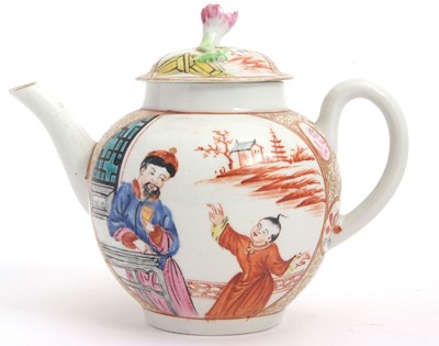 Lot 174 - An 18th Century Worcester porcelain teapot...